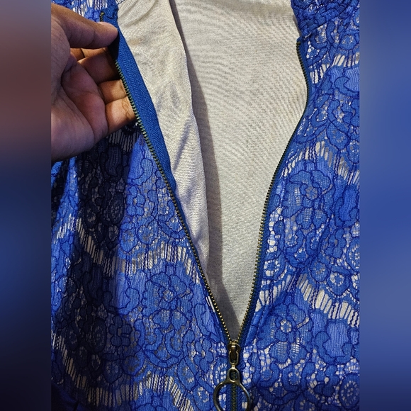 Mini lace body satin skirt dress - Picture 6 of 6